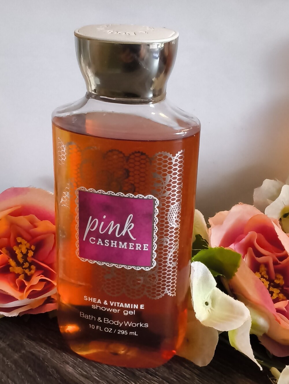 Bath & Body Works Pink Cashmere Shower Gel - Pink & Gold Accents